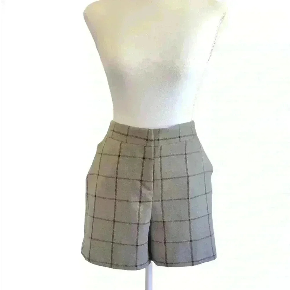 ASOS High Waist Gray Windowpane Shorts Size 6